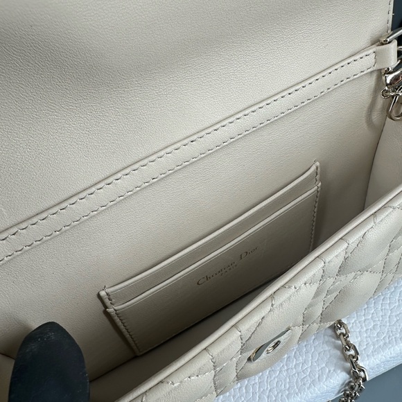 Dior Beige Quilted Chain Bag - Picture 11 of 14